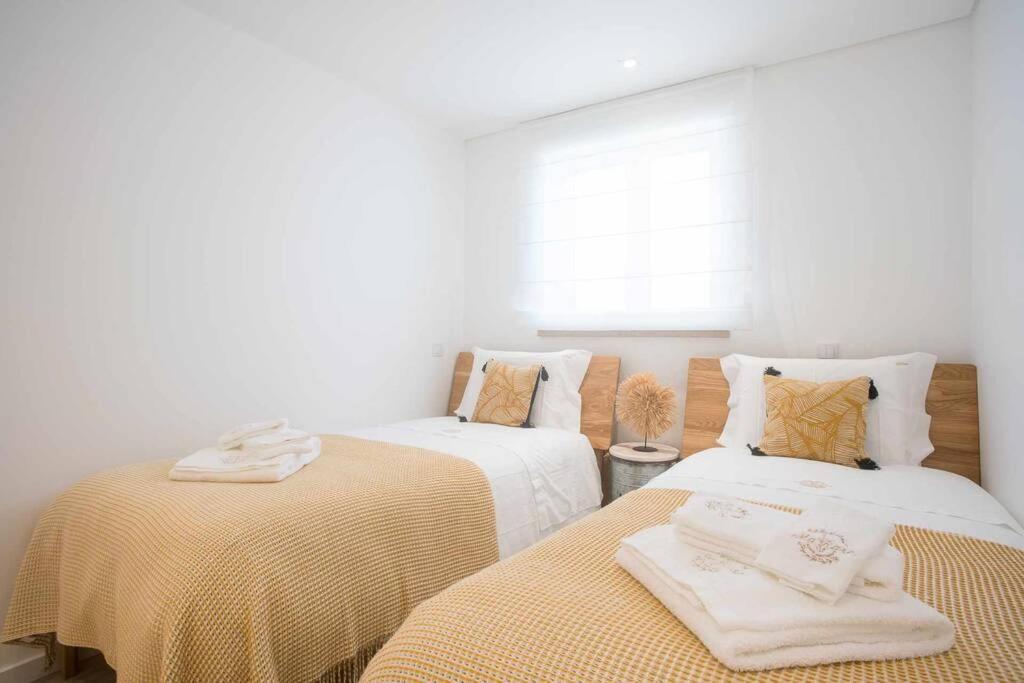 Apartamento T2 Ma'Rase 2 นาซาเร ภายนอก รูปภาพ