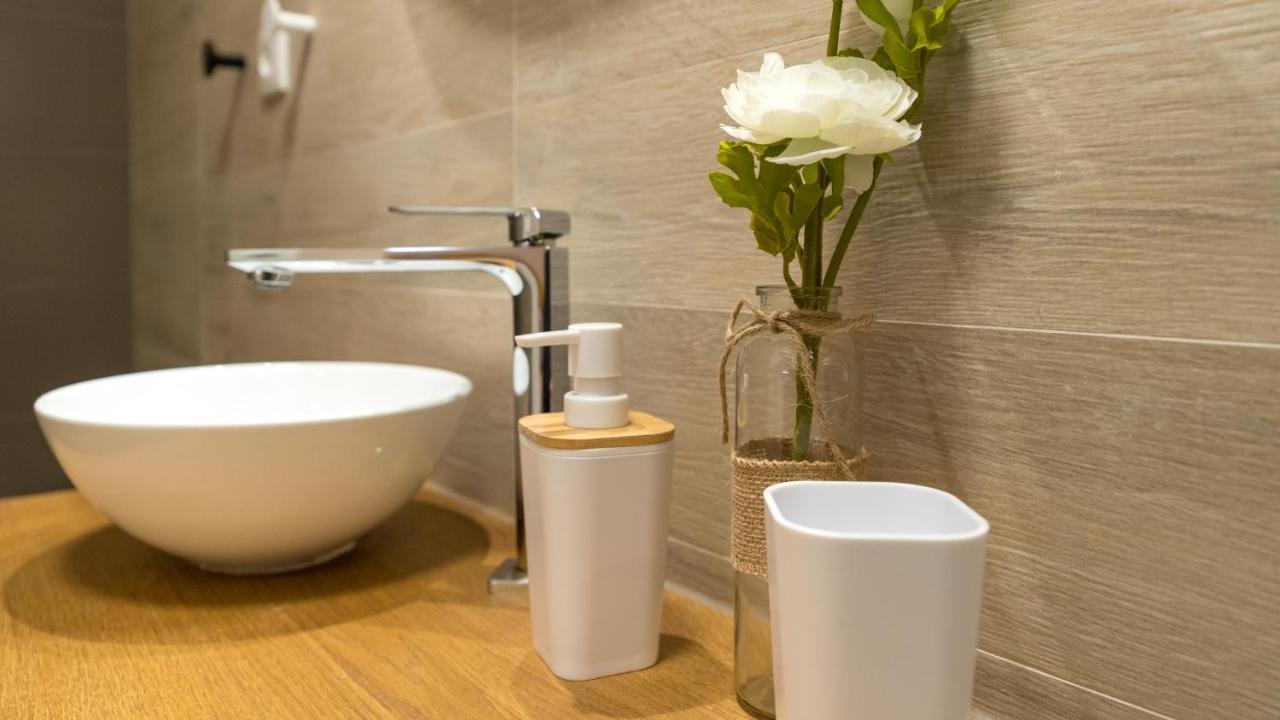 Apartamento T2 Ma'Rase 2 นาซาเร ภายนอก รูปภาพ
